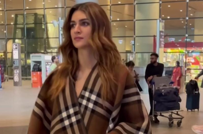 “Why is she wearing blanket” netizens trolls Kriti Sanon on her dressing 