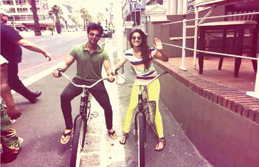 Love ride: Gauahar and Kushal