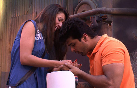 Kushal Tandon,Gauhar Khan