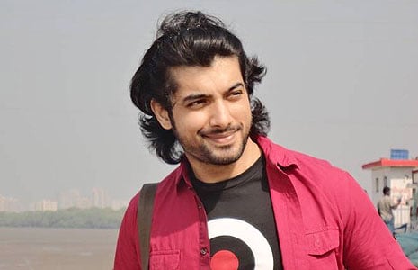 How well do you know Ssharad Malhotra? Take a quiz... 