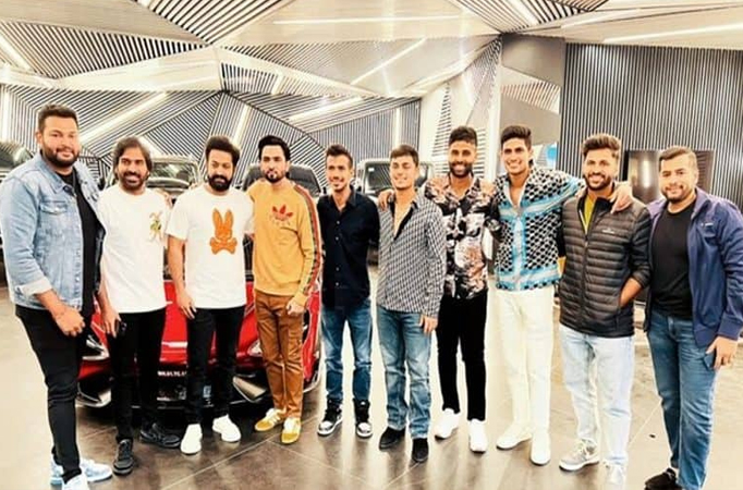 Jr NTR joins Indian cricketers in Hyderabad for dinner prior to their ODI match