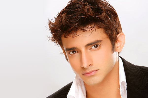 Romit Raj,Betiyann