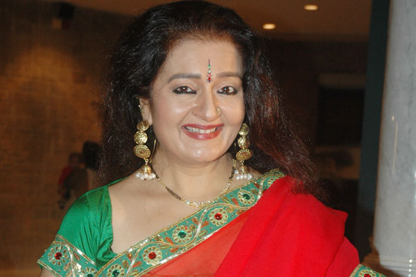 Apara Mehta 