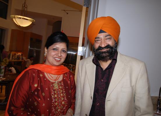 Jaspal Bhatti and his wife Savita 