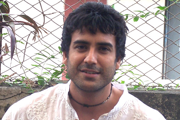 Actor-singer Karan Oberoi 