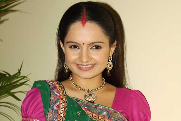 Giaa Maanek (Gopi)