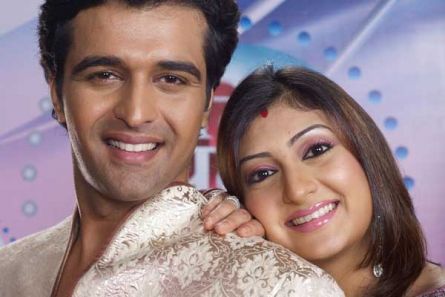 Juhi Parmar and Sachin Shroff Juhi Parmar and Sachin Shroff