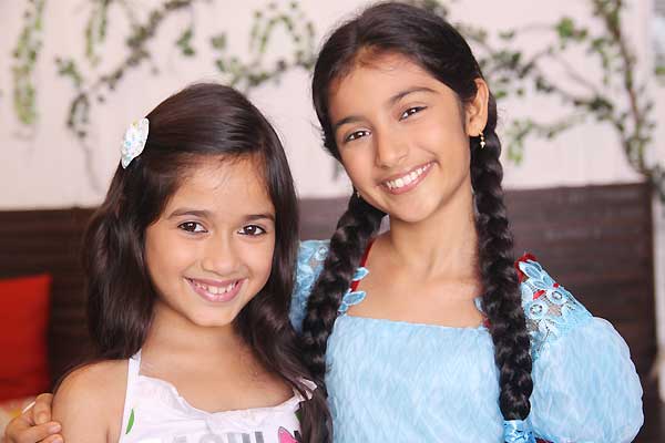 Jannat Z Rahmani (Ishita) and Khushali Hirani (Mihika) 