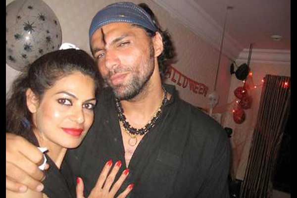 Chetan Hansraj and wife Lavinia