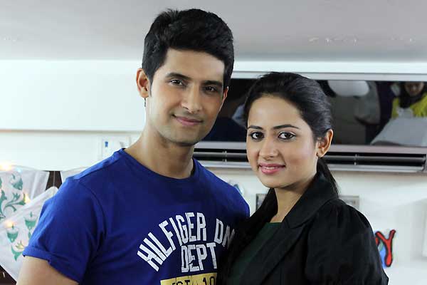 Ravi Dubey and Sargun Mehta