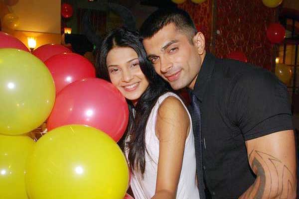 Jennifer Winget and Karan Singh Grover