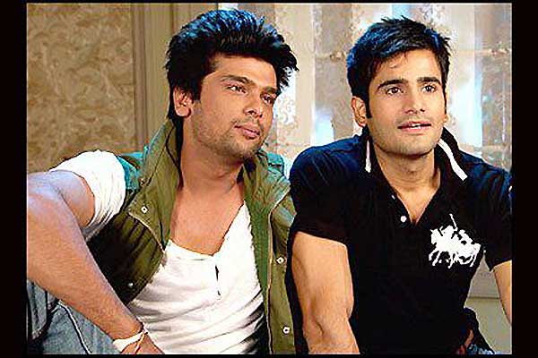 Kushal Tandon (Virat) and Karan Tacker (Viren)