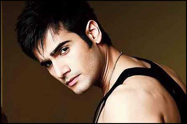 Karan Tacker