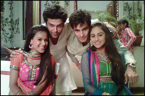 Niaa Sharma, Kushal Tandon, Karan Tacker and Krystle Dsouza