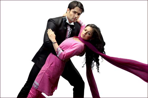 Vivian Dsena and Drashti Dhami