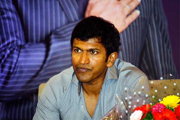 Kannada KBC anchor Puneeth Rajkumar