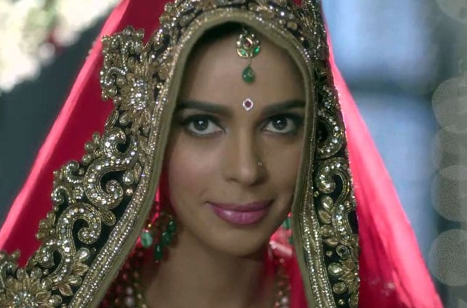  Mallika Sherawat