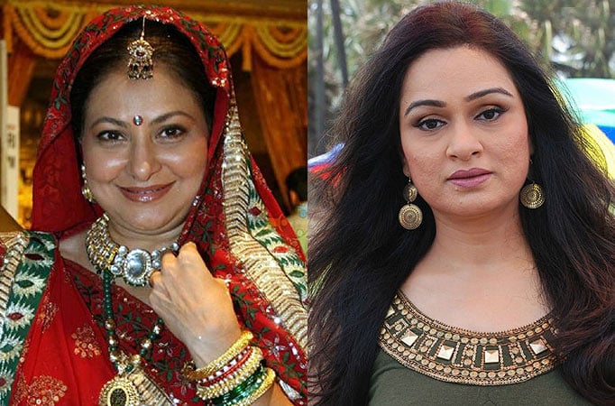 Smita Jaykar and Padmini Kolhapure 