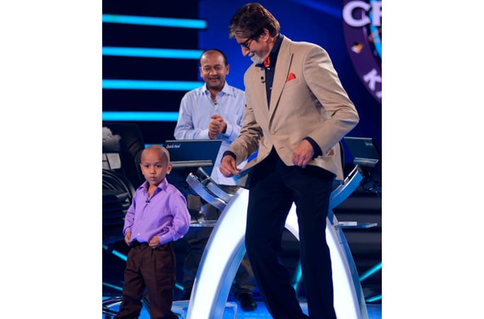 Google boy to dance to the tune of Lungi dance with Big B in Sony TV