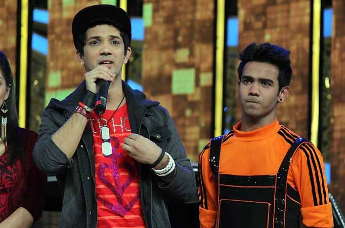 Shyam Yadav and his dance guru Mudassar Khan