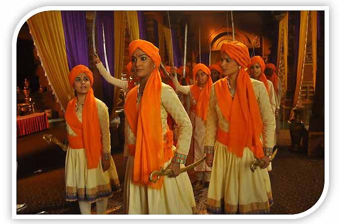 Rajshri Thakur, Aashka Goradia and Divyaalakshmi in Bharat Ka Veer Putra- Maharana Pratap