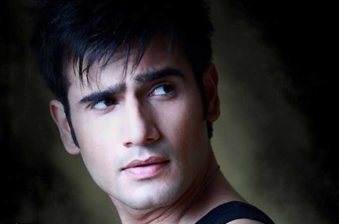 Karan Tacker