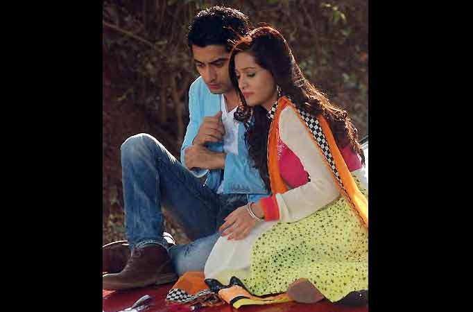 Preetika Rao's 'neon colour fixation' on the sets of Colors' Beintehaa