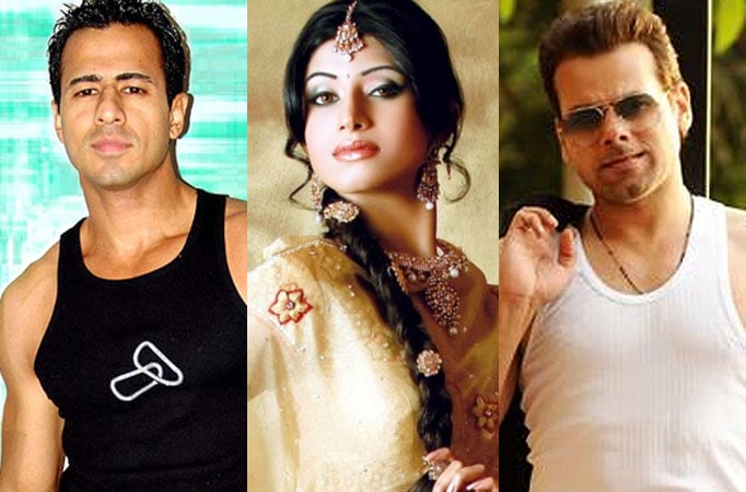 Aryan Vaid, Vindhya Tiwari and Nikhil Roy 