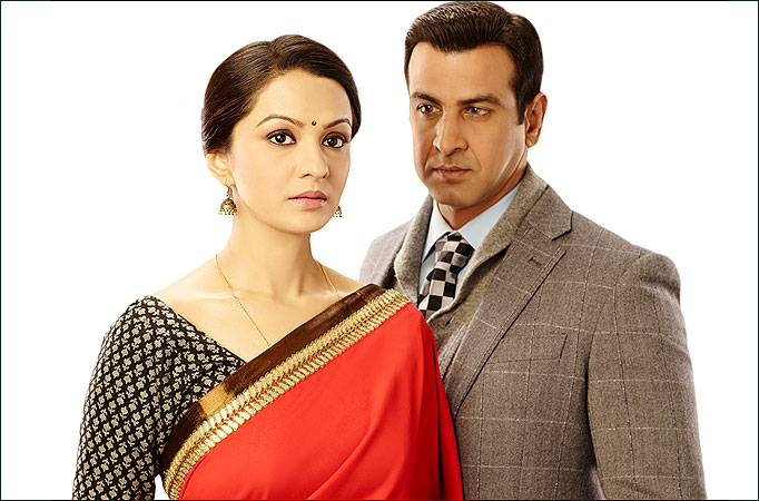 Ronit Roy and Pallavi Kulkarni