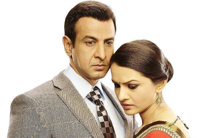 Ronit Roy and Pallavi Kulkarni