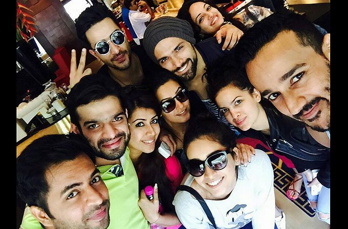 Karan-Ankita, Rithvik-Asha, Anita-Rohit, Aly-Natasa's ADVENTUROUS trip