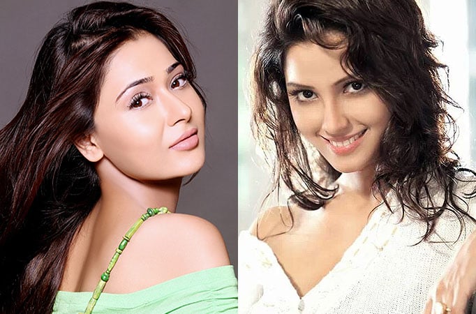 Sara Khan and Adaa Khan