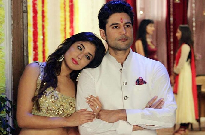 Rajeev Khandelwal and Kritika Kamra 