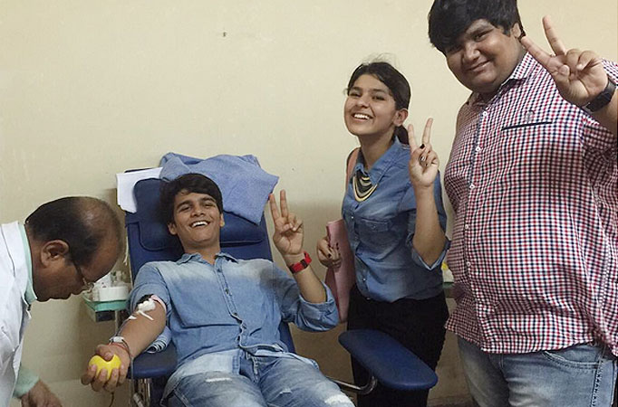 Bhavya Gandhi donates blood for the first time 