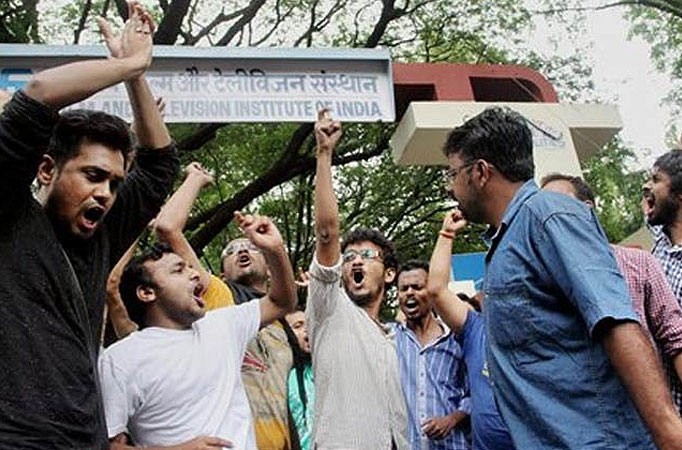 FTII strike ends, protests to continue