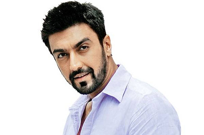 Ashish Chowdhry Ashish Chowdhry