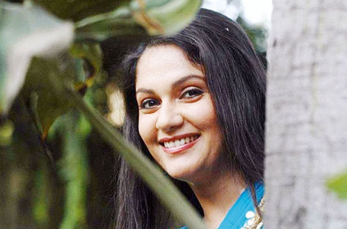  Gracy Singh 