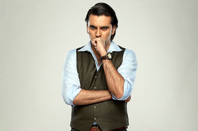 Dhruv Singh as Vinod