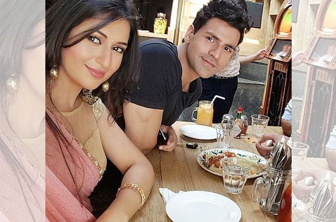 When Divyanka-Vivek indulged in some PDA