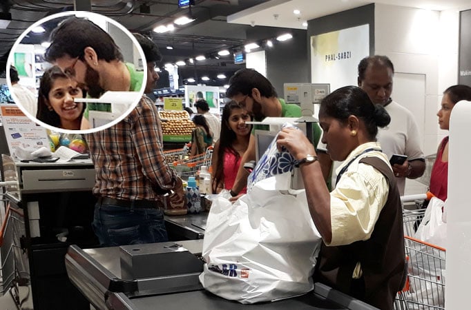 Chandni and Vineet caught shopping together 