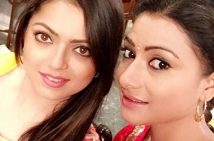 Drashti Dhami and Aalika Sheikh 