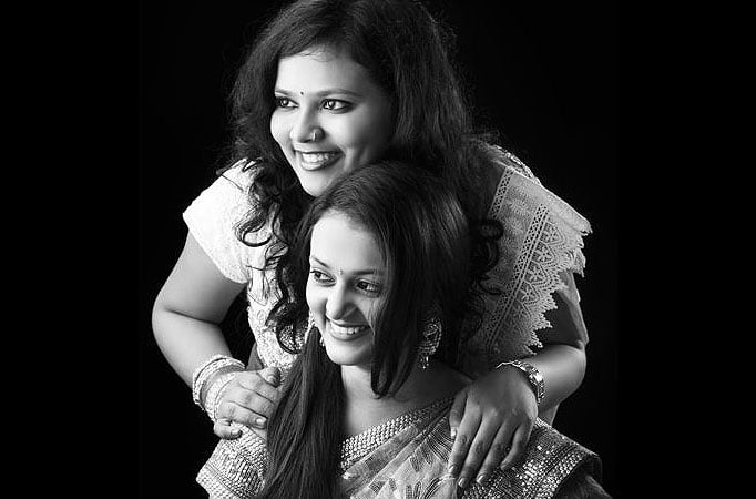 Kajol Srivastava with her sister