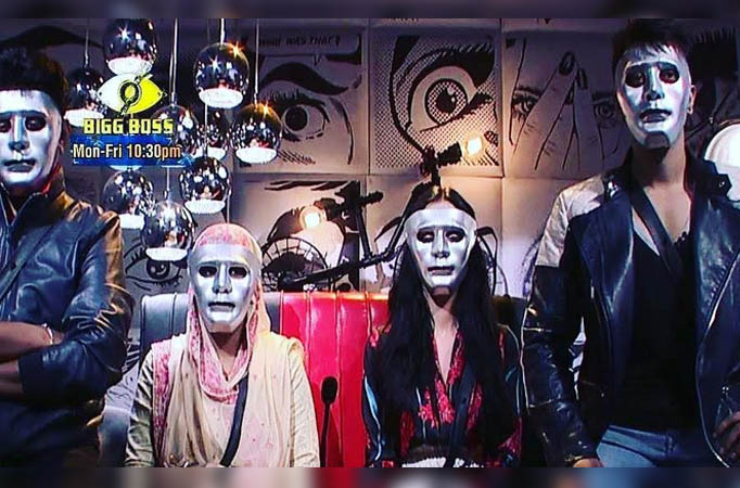 Padosis to make their twisted entry in the Bigg Boss house