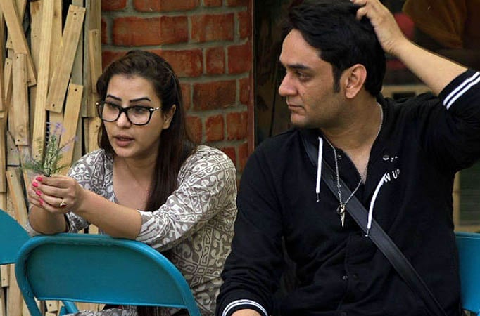 Shilpa Shinde and Vikas Gupta patch up; Tweeple reacts