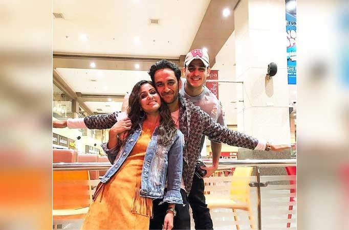 When arc nemesis Vikas Gupta and Hina Khan gave each other nick names on their reunion