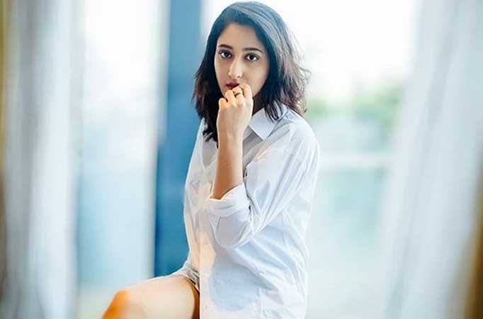 Shivya Pathania 