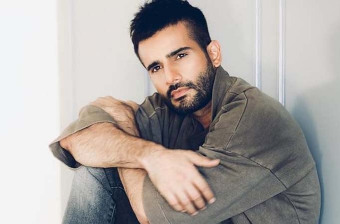 Karan Tacker