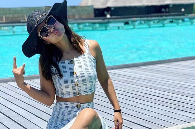 Hina Khan is a complete WATER BABY!