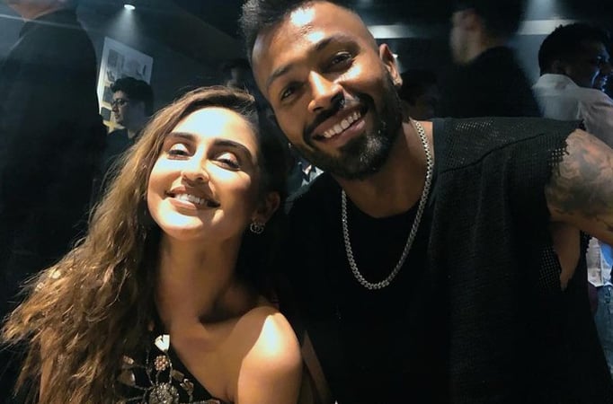 Krystle D'Souza trolled for sharing a photo with Hardik Pandya