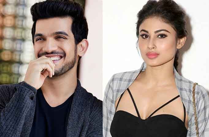  Mouni Roy and Arjun Bijlani